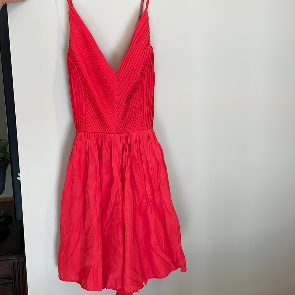 DO+BE orangey red romper size small